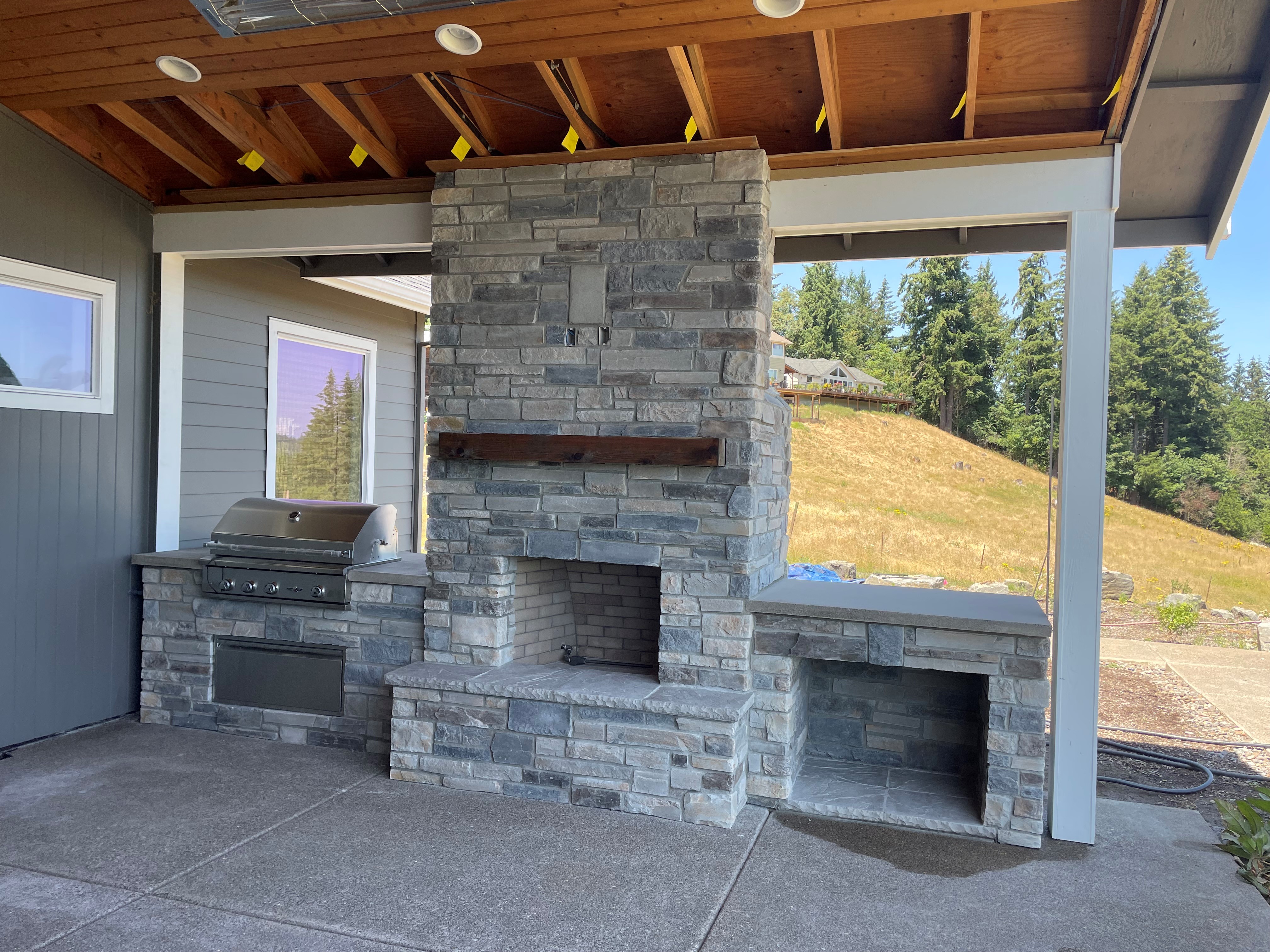 Cultured Ledgestone Stone Masonry